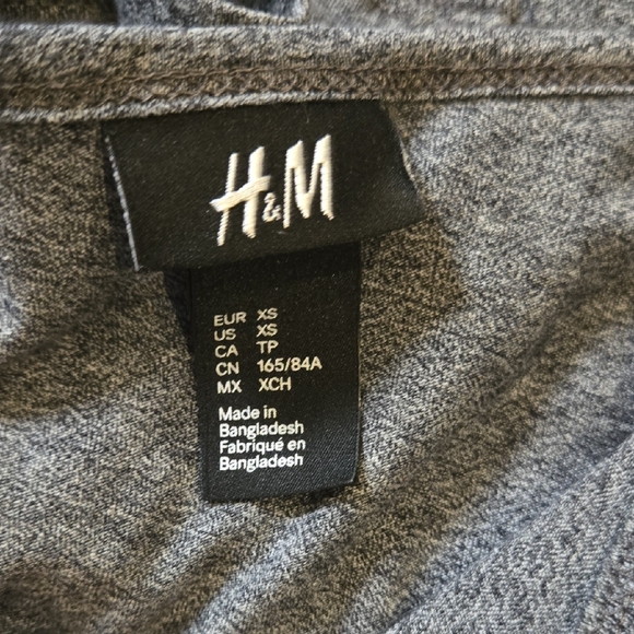 H&M Men's Casual Gray Button Down Shirt - Picture 2 of 4